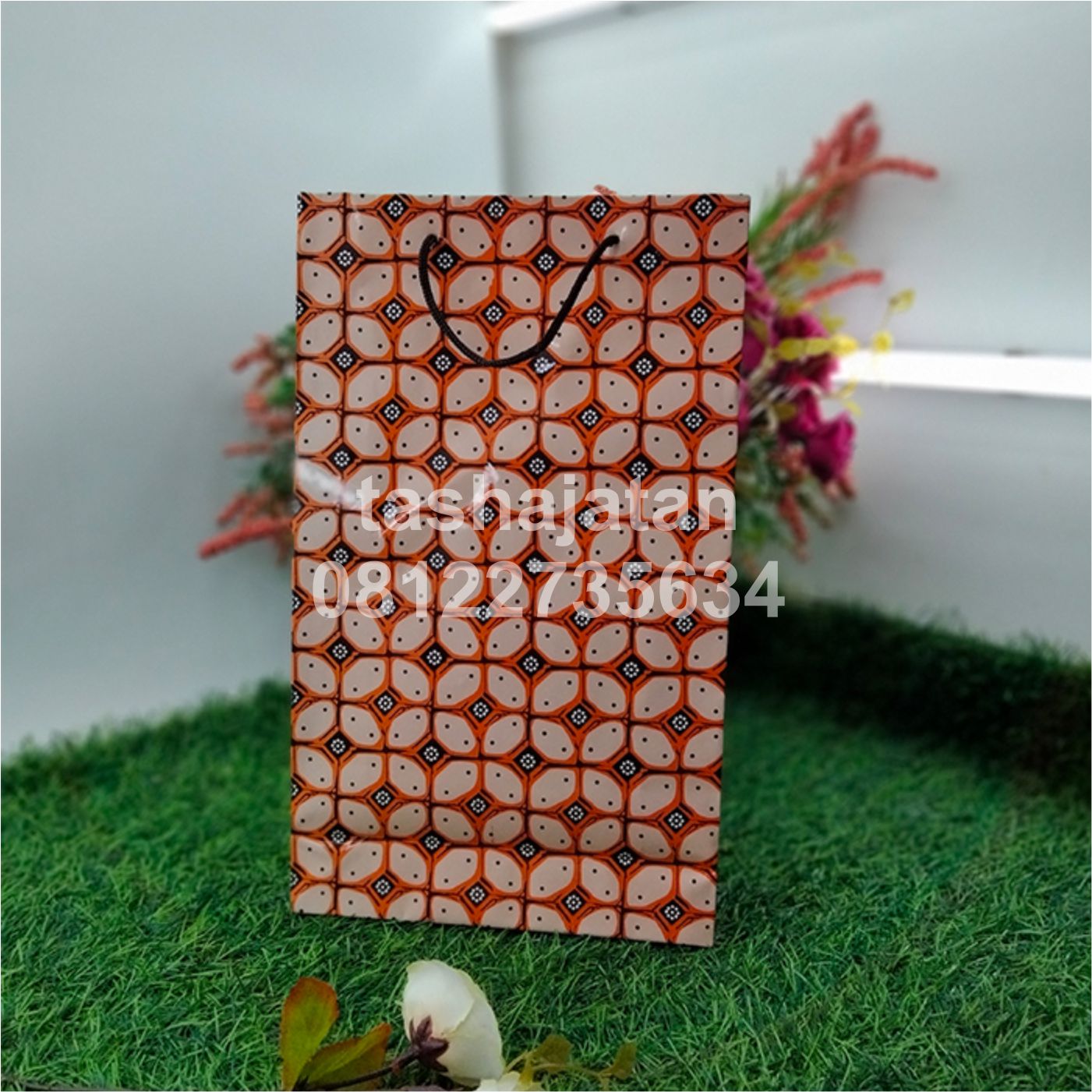 Tas Kertas Laminasi Kawung Coklat Belanja Kado Souvenir 19 x 7 x 32 Ap3T Kawung